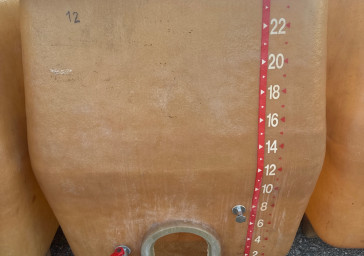 Cuve 25hL en résine fibre de verre d’occasion de marque GIMAR