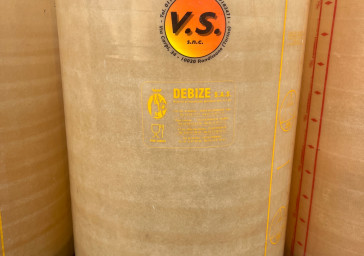 Cuve 3hL en résine fibre de verre d’occasion de marque V.S avec plafond mobile et fond plat